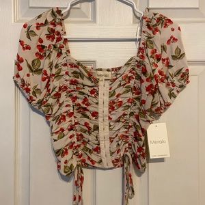 Meraki Cream Top with Berries